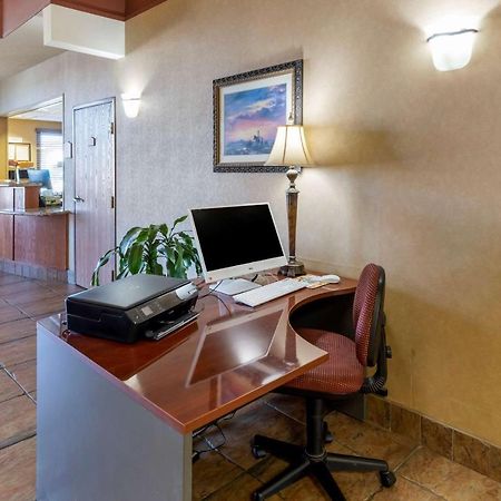 Quality Inn & Suites Wellington - Fort Collins Exteriör bild