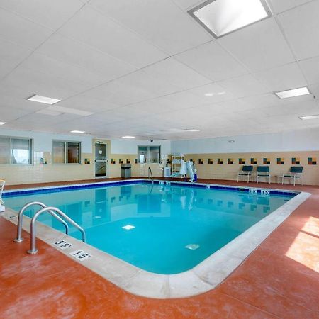 Quality Inn & Suites Wellington - Fort Collins Exteriör bild