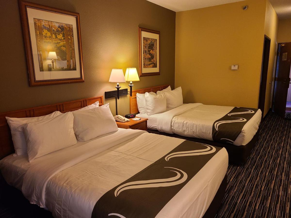 Quality Inn & Suites Wellington - Fort Collins Exteriör bild