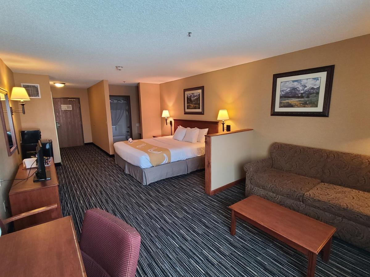 Quality Inn & Suites Wellington - Fort Collins Exteriör bild