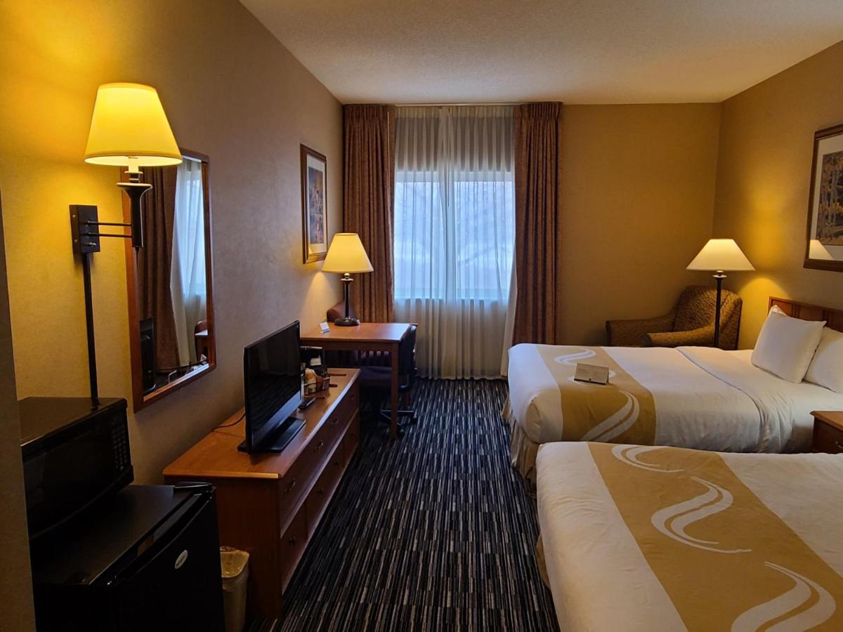 Quality Inn & Suites Wellington - Fort Collins Exteriör bild