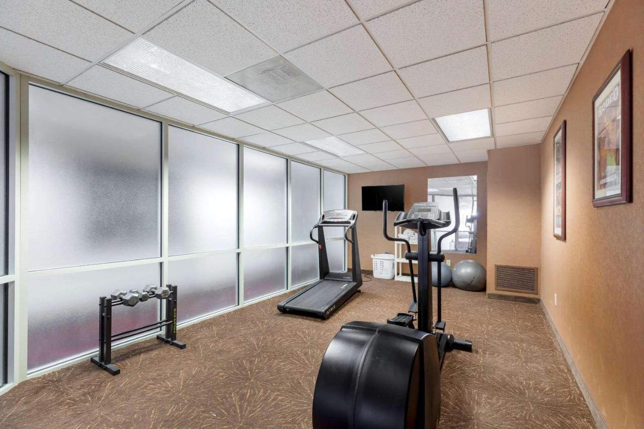 Quality Inn & Suites Wellington - Fort Collins Exteriör bild
