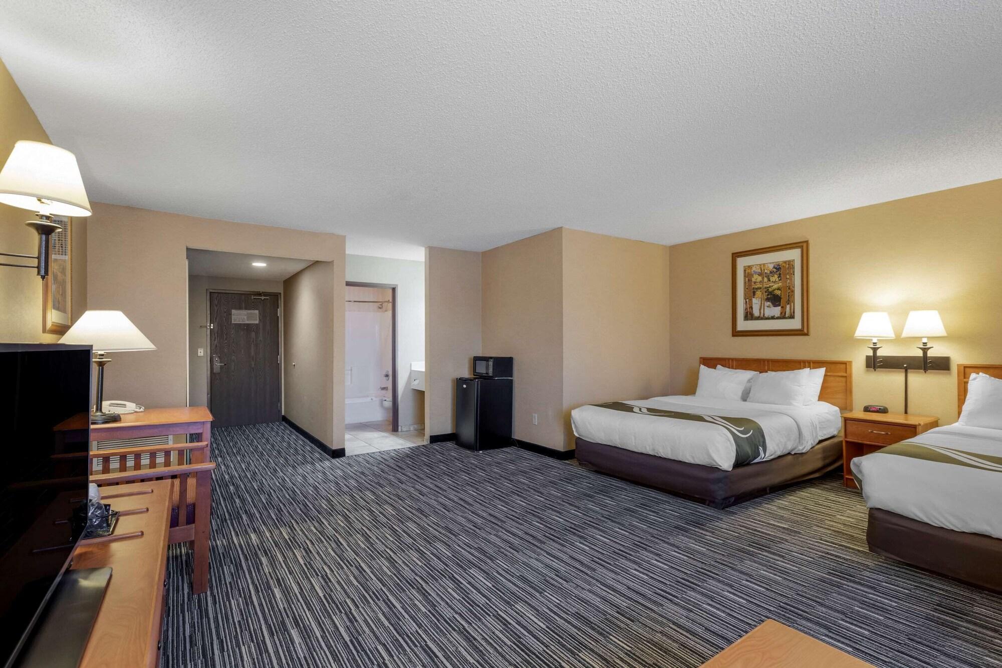 Quality Inn & Suites Wellington - Fort Collins Exteriör bild