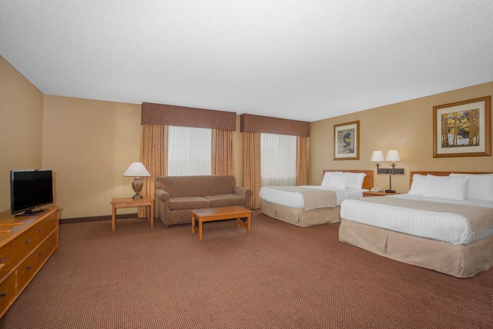 Quality Inn & Suites Wellington - Fort Collins Exteriör bild